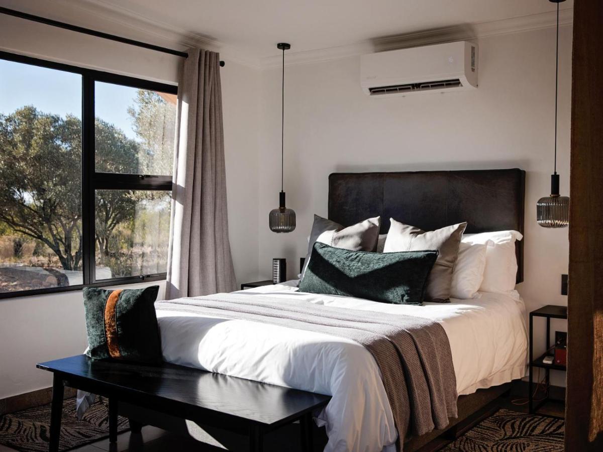 Wagyu Mountain Lodge Paarl Exterior photo